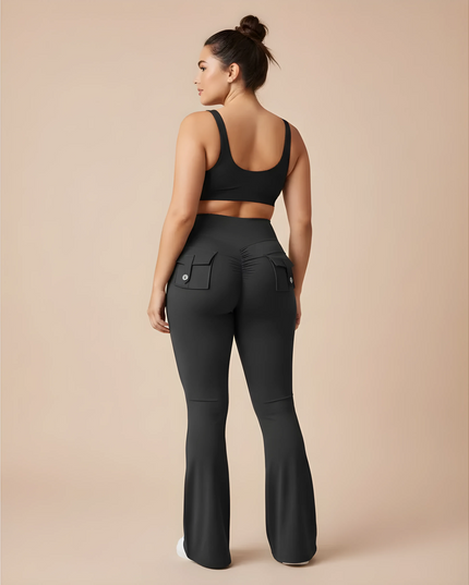 High-waisted fitness pants with cargo pockets